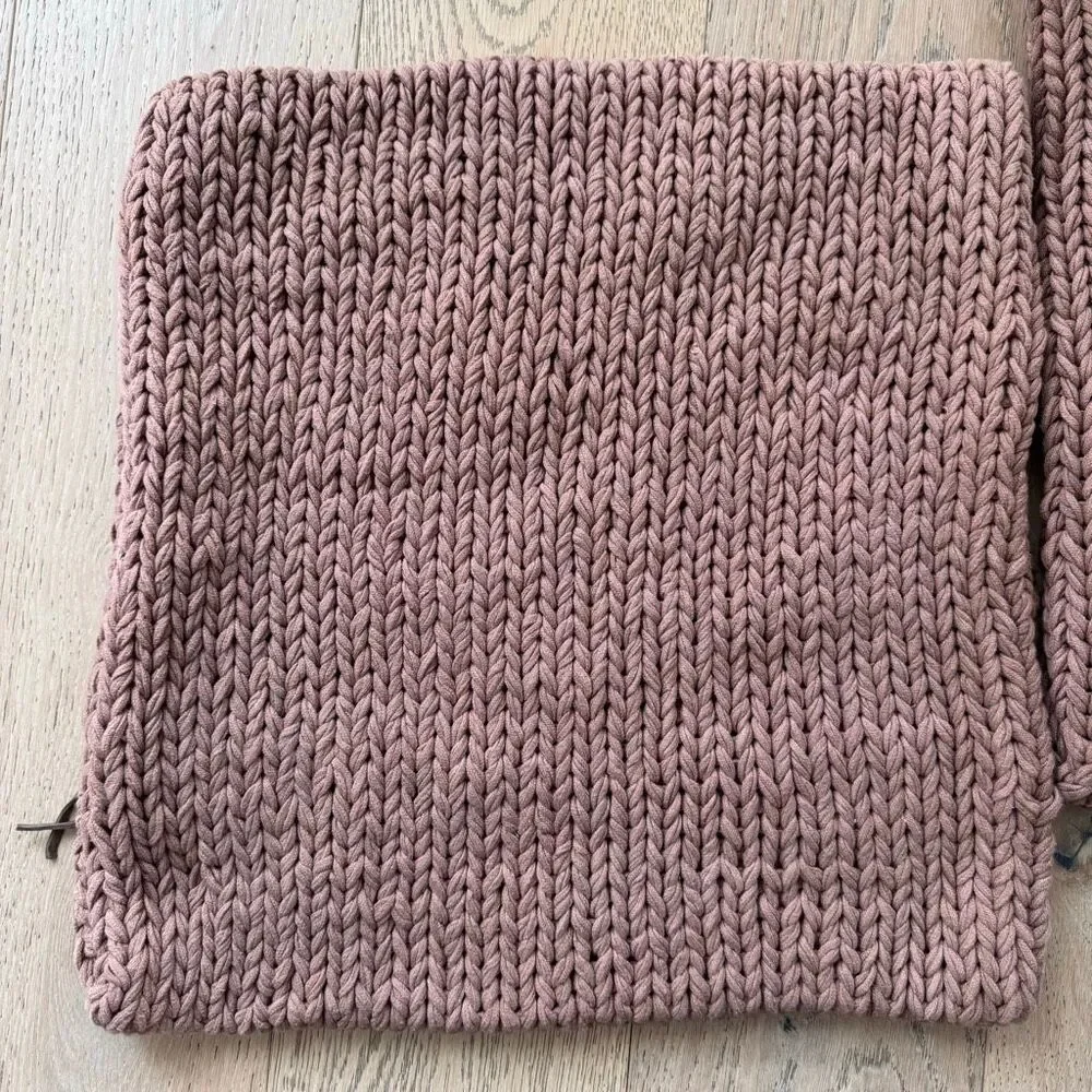 Pottery Barn Bayside Stitch Mauve Pink Heavyweight Knit Pillow Cover 20” X 20”